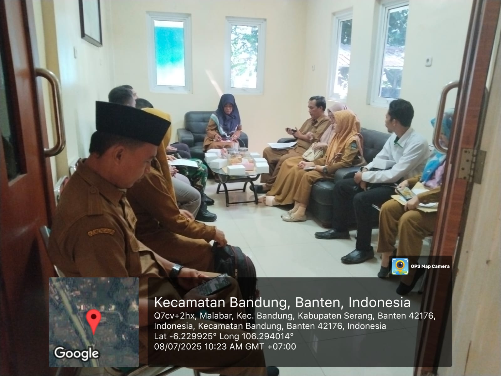 mengikuti-rakoor-bulanan-mini-lokakarya-stunting-di-kantor-camat-bandung-kabupaten-serang